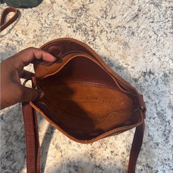 Portland leather koala small crossbody bag - Picture 3 of 3